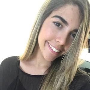 Meet your Posher, Fabiola